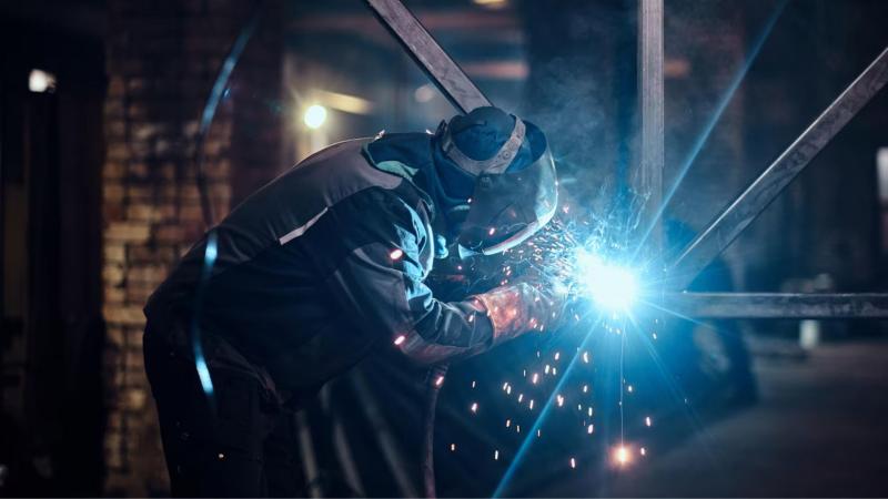 Como garantir a eficiência na manutenção de máquina de solda